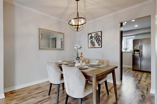 012TT050-l343hu5aqwit0jjk5wo