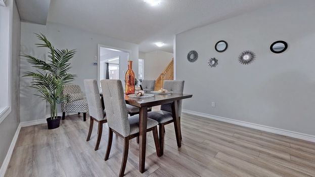 013TT49-kwn7yxwdarc7euw22wn