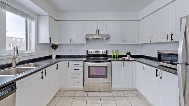 015TT49-kwn7yxwwc1w31avhhku