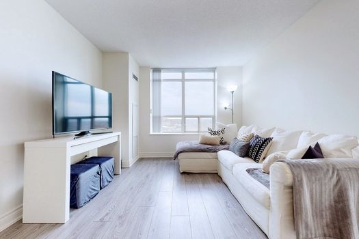 01TT33-lg4hk8gfyfbqikyyzp