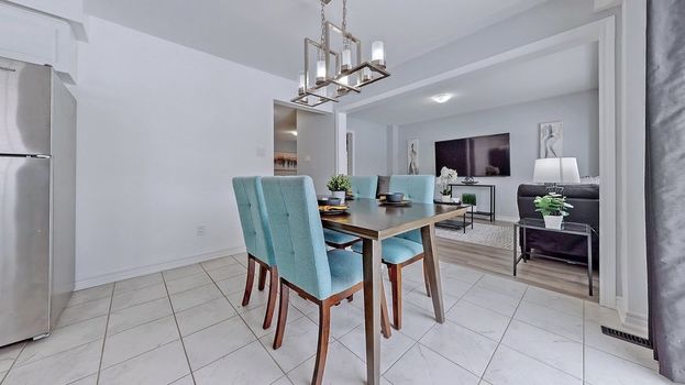 021TT49-kwn7yxya4ir6ap9blu8