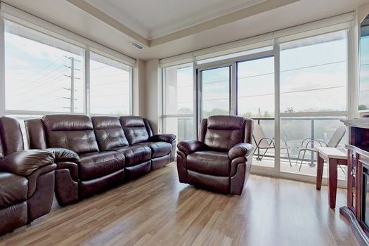 021TT66-l5iwocxfoyb58688jk