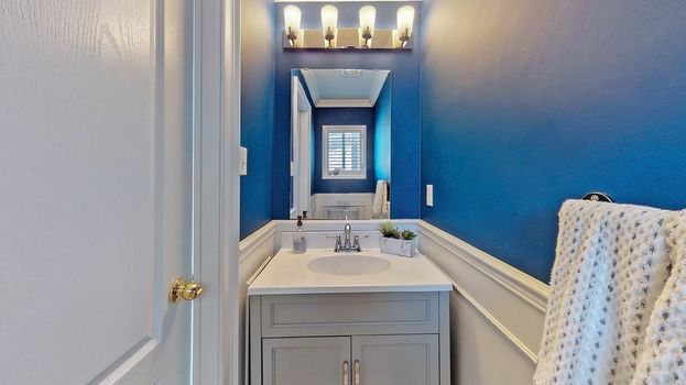 022TT53-l02c208qpa69vba2rs