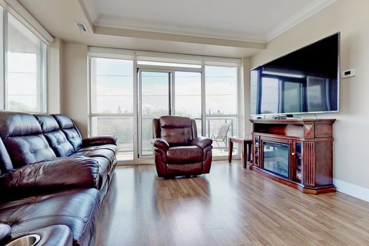 023TT66-l5iwocypg2iia557p6g