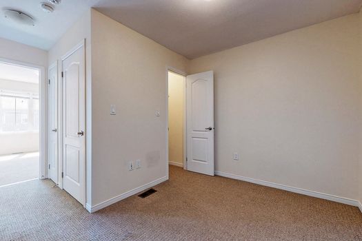 024TT42-l5kav1x1pi89q2jctp