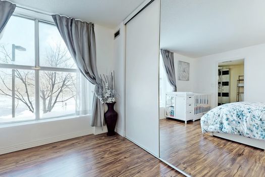 025TT43-kyv2qh4ut21ck9n1d5q