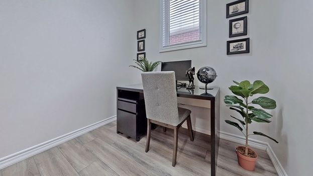 028TT49-kwn7yy01usu0k79rzj