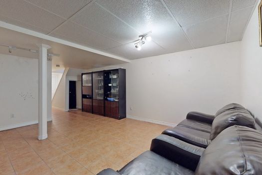 030TT39-l3i9fgsyu33ufj3cci