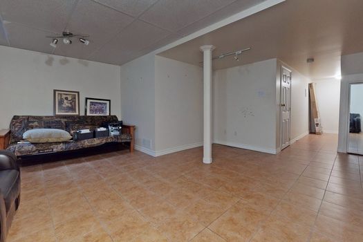 031TT39-l3i9fgt6dxkhgu3993a