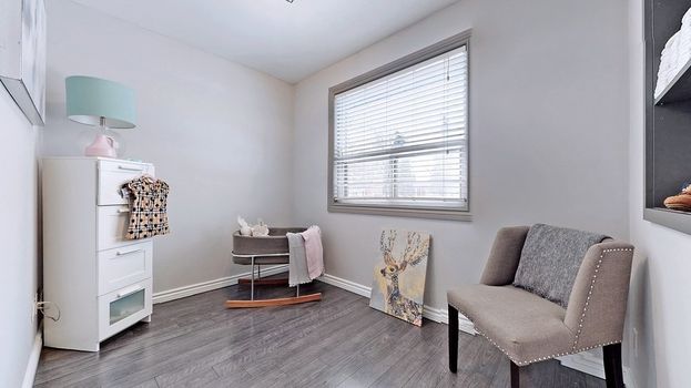 033TT065-kzjq2unb3ueg4xkur44