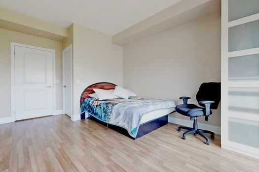 033TT66-l5iwod5qw2a5zcbh6x