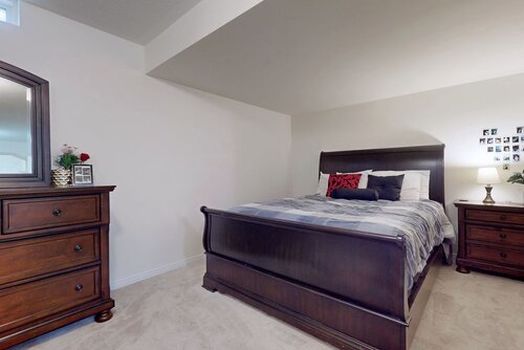 041TT53-lmee4twylmwe7aoa929