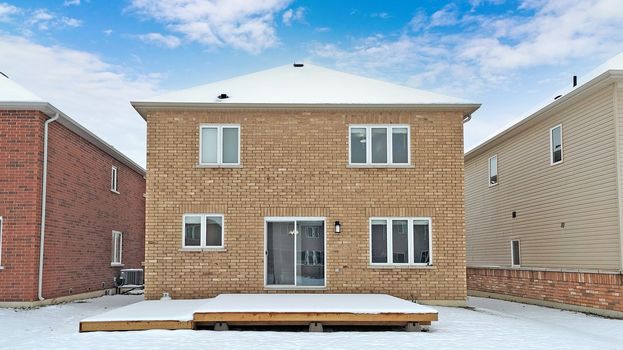 045TT49-kwn7yy49bujpyzdk3em