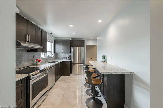 06f8990683bf2f3360934d4a99d76c57-uncropped_scaled_within_1536_1152