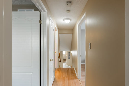 11-Bishop-Court-Orangeville-Web-MLS-11