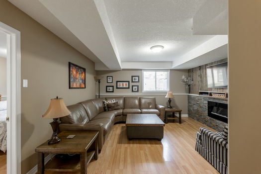 11-Bishop-Court-Orangeville-Web-MLS-21