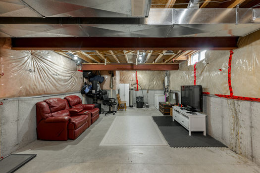 11-Bishop-Court-Orangeville-Web-MLS-28