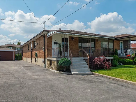 1811cb3f699fd9700ec133e00baa29cb-cc_ft_768