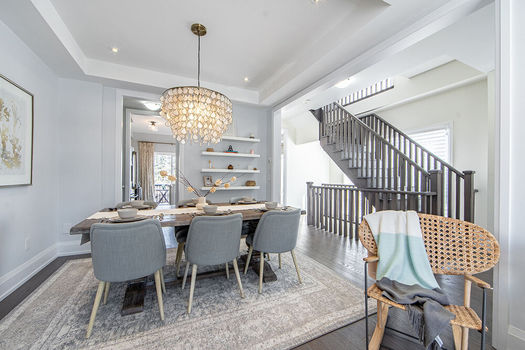 256+Finch+Ave+East-21