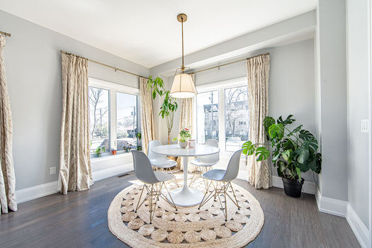 256+Finch+Ave+East-7