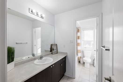 302-Van-Dusen-Avenue-Dundalk-Web-MLS-38