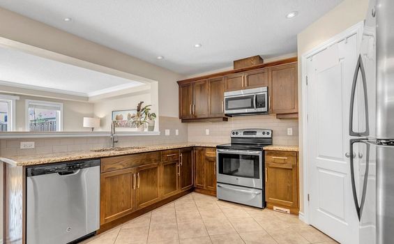 bG9jYWw6Ly8vdHJyZWIvbGlzdGluZ3MvMjUvMDkvMTIvNTEvcC82YWE1NjcwMS1lMjFhLTRjMzItYjU4ZC00NjdkYzU4NTE3MDMuanBn