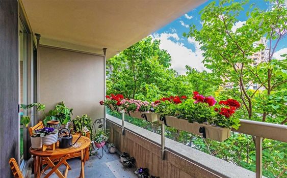 cb7b5475-d7ad-4fcb-9ef4-dd4f10ab9607