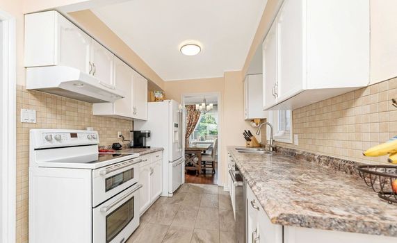 e492dfaa-18de-4166-bee4-43515a48f5d2