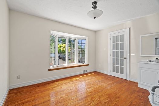 large-1f6f0f25-3ca9-4bc4-8340-dcf8dd459362