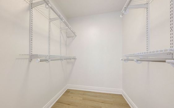 L3RycmViL2xpc3RpbmdzLzQxLzY4LzM3Lzc3L3AvNTA0YTgwMDctZmQzMS00NmM5LTk4ODgtZDMxOTEyOGNmZGZlLmpwZw