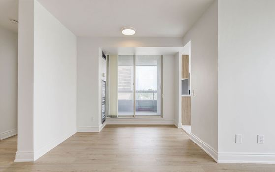 L3RycmViL2xpc3RpbmdzLzQxLzY4LzM3Lzc3L3AvOTNjOTU3NmEtMjM2MS00NmYxLWEyNTQtNzVkNzI2NzViMTJiLmpwZw