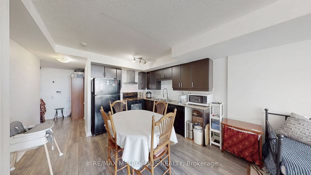 L3RycmViL2xpc3RpbmdzLzQyLzA1LzI5LzA2L3AvNWExMDc2MmYtNDFlZi00YTI4LTk5NWQtN2RhNzQ3Yjg1MGM2LmpwZw