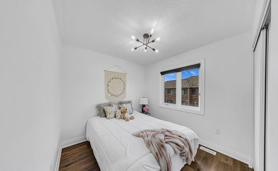 L3RycmViL2xpc3RpbmdzLzQyLzM3Lzc0Lzg1L3AvMjNmMGExODYtZjJhMS00YWI0LThhYTMtZjhjYjQ0NTY1MzU4LmpwZw