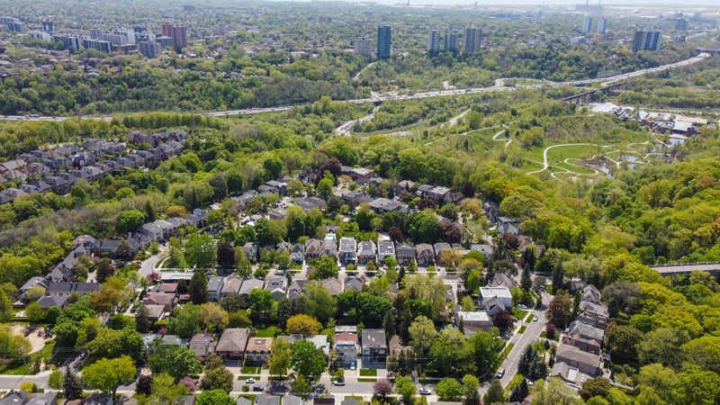 image_2025-11-08_213203716