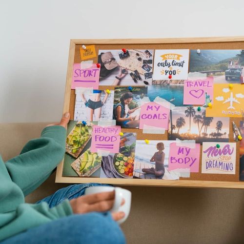 Set Your Intentions: Tips for Goal-Setting & Vision Boards to Kick Off 2026