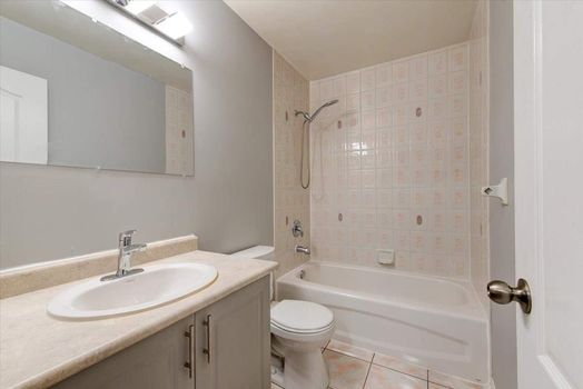 14 Rockrose Drive-img (7)