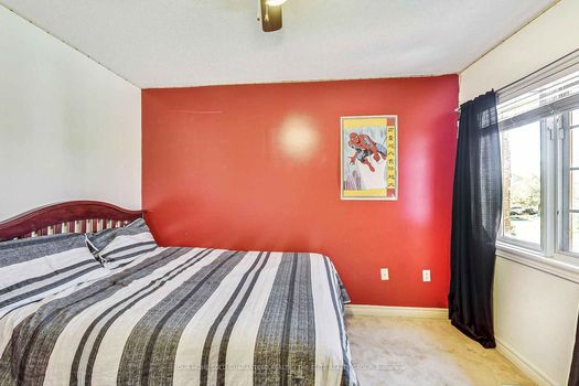 60 Pressed Brick Dr-img (10)