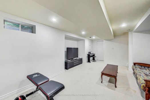 60 Pressed Brick Dr-img (2)