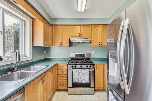 60 Pressed Brick Dr-img (5)