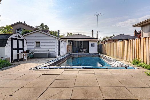 64 Golfdown Dr-img (5)