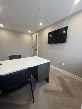 L3RycmViL2xpc3RpbmdzLzQyLzI2Lzk5LzM1L3AvMTYxMzM3Y2MtNzQ1OC00NTUyLTlkMjAtODE3ZTgzNTc4OWM4LmpwZw