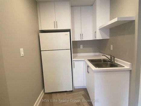 L3RycmViL2xpc3RpbmdzLzQyLzgwLzQ4LzExL3AvMjA3MTlhMTgtMTk1Ni00YTZhLWE2OGUtZjUxZjI2NTIxZDAxLmpwZw