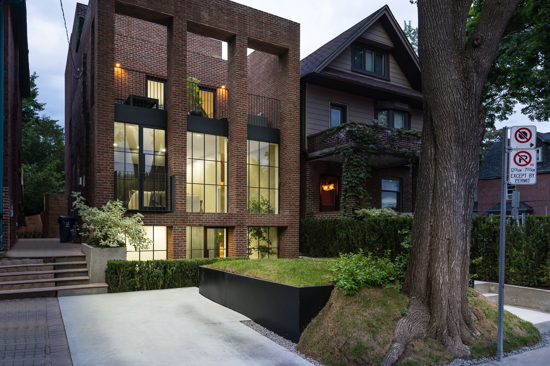 toronto-house-for-sale-643-carlaw-avenue-1