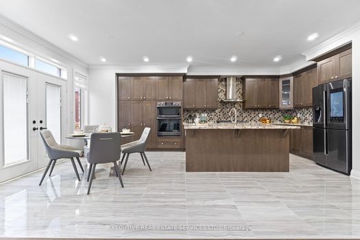 L3RycmViL2xpc3RpbmdzLzQyLzcxLzIxLzQxL3AvMjY1ODgyYjUtMWVjNi00ZGQ5LWJiNWYtZjkyOTE4NmI0MjY5LmpwZw