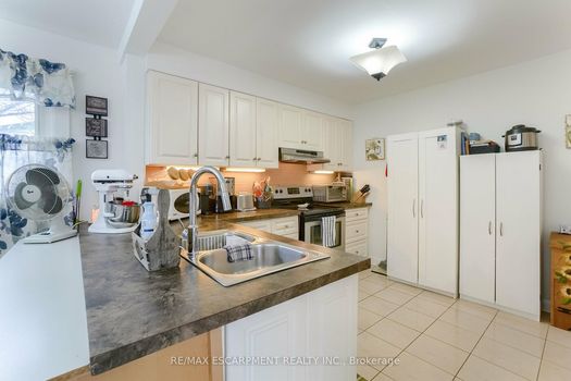 L3RycmViL2xpc3RpbmdzLzQyLzg1LzAwLzQyL3AvOGYzNTAwMDgtODczMC00NGUzLWIzZTgtNjBkYjlkMGE5MWY1LmpwZw