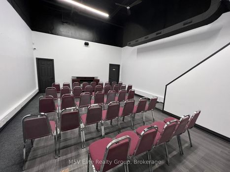 L3RycmViL2xpc3RpbmdzLzQyLzk5LzQzLzc1L3AvOGQ2NzMzYTItYjM1NC00NzM3LTk4YWItYzkxZjcyNWRhYWNmLmpwZWc