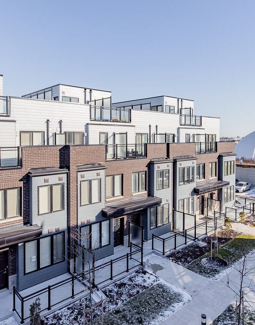 southdown-towns-mcnab-ave-clarkson-townhomes-850x1080