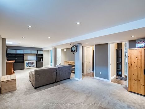 L3RycmViL2xpc3RpbmdzLzQyLzQ1LzIzLzE3L3AvOTkzMTYyZGMtZjIxOC00MmU2LWJlZTgtYjBmNTg4ZThmYzJiLmpwZw