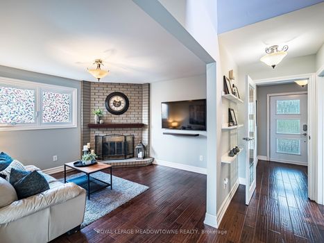 L3RycmViL2xpc3RpbmdzLzQyLzQ1LzIzLzE3L3AvZGQ4OTNmYTYtYjM0Mi00ZWQzLWIxNjItNjQ2Y2Y5ZWE1M2Q0LmpwZw