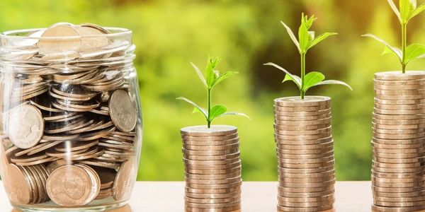 Small Daily Habits That Quietly Build Long-Term Wealth